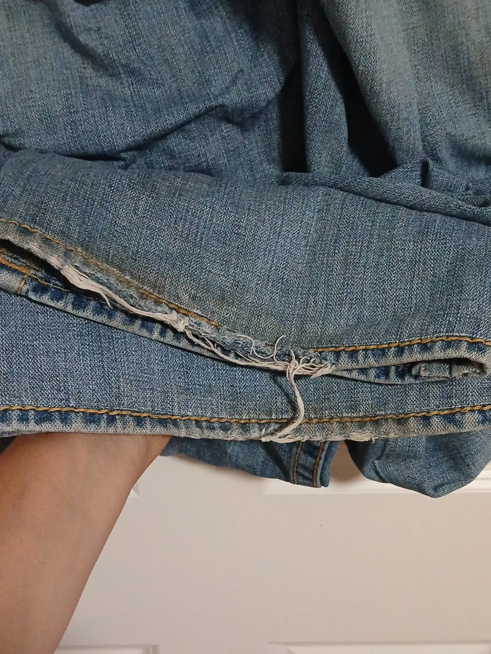 True Religion Straight Leg Jeans Light Blue Wash 42 X 30 Men's Thrashed As Is